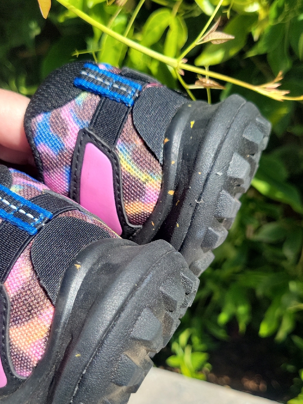 Merrell Women's Antora 3 Leopard Rainbow Hiking Shoe - Lightweight Trail Comfort - Picture 15 of 16